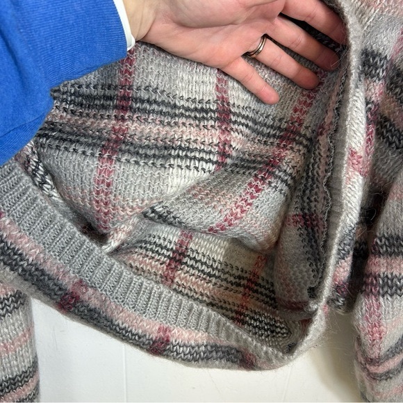 Vintage Premier Moda Mohair Plaid Grey Womens Sweater Size Large - Picture 7 of 7